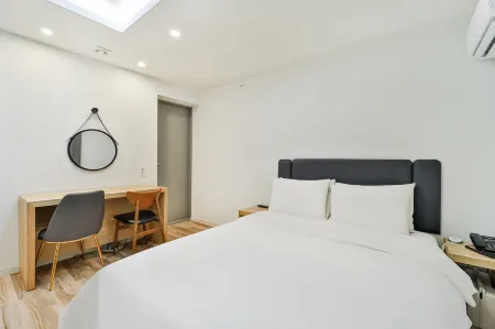 Sloth Hotel Busan Seomyeon