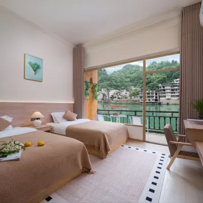Zhenyuanju Mountain Wenshui Homestay Hotels near Zhusheng Bridge