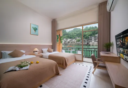 Zhenyuanju Mountain Wenshui Homestay โรงแรมในเจิ้นหยวน
