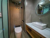 Qiligong Fujian Business Hotel (Qiqihar University Longsha Park)