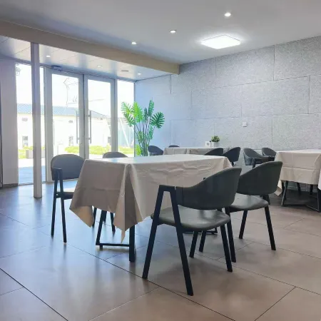 Erguna Heishantou Mingfeng Xiaozhu Homestay