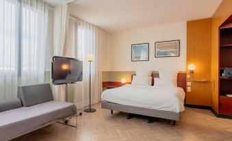 B&B Hotel Calais Terminal Cité Europe 4 étoiles
