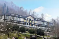 Pengzhou Luye Castle Hotel Hotel a Pengzhou