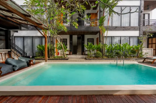 EVDEkimi的Sebelas公寓 – 烏布中心的正宗咖啡館住宅 烏布皇宮附近的飯店