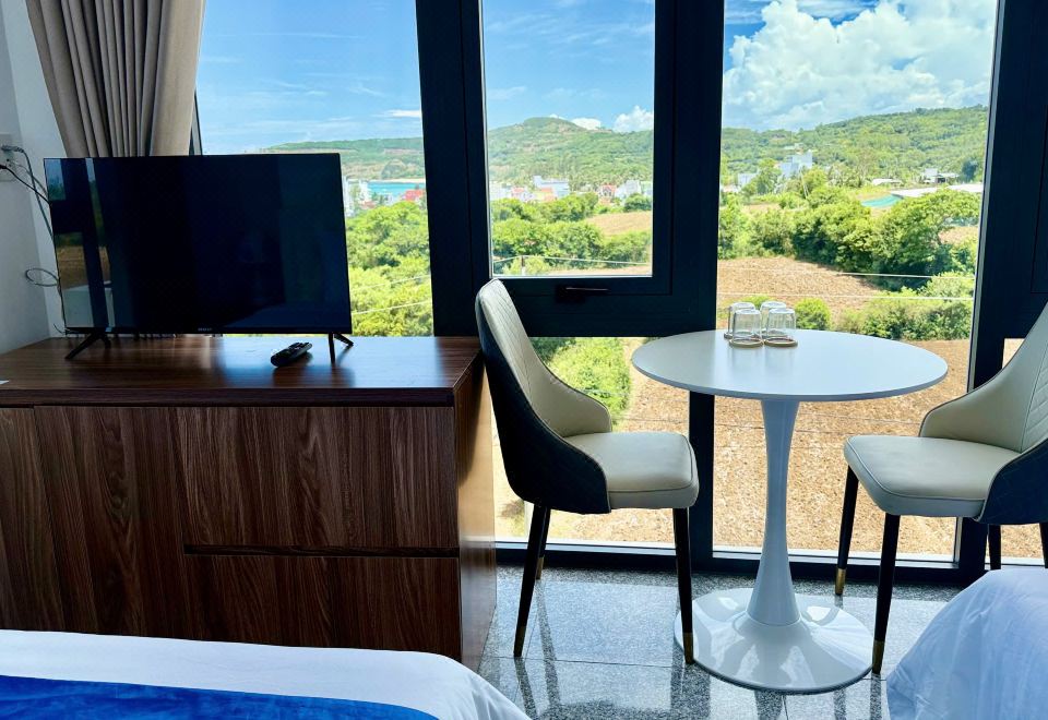 Ganh Da Dia Retreat Hotel