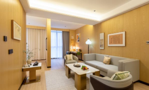 Huawei International Hotel (Dongguan Shijie Purple Sandalwood Museum Branch)