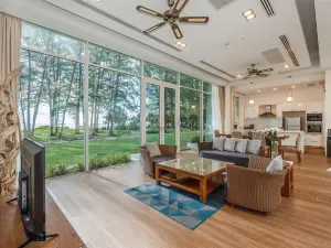 Andaman Pool Villas, Maikhao Phuket