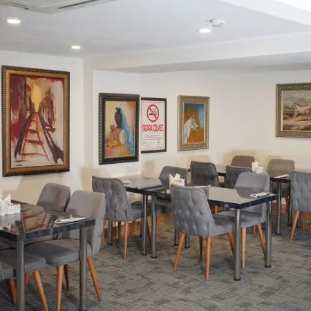 Lion City Hotel