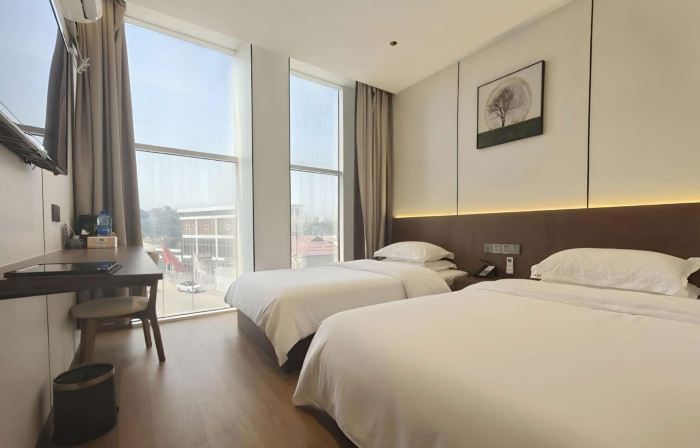 Heyue Hotel