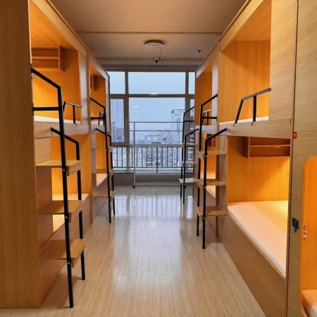 Backpacker Space Capsule Youth Hostel (Weifang Shengli East City Government Store)