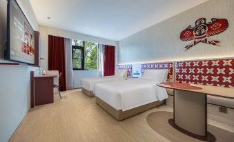 Ni Hao Hotel (Dali Station Erhai Park)