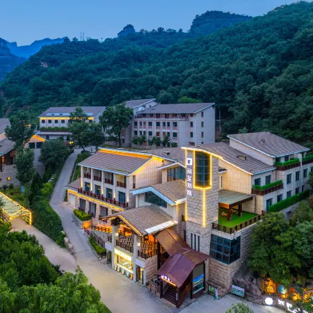 Rezen Retreat  (Wu'an Qibugou Scenic Area)