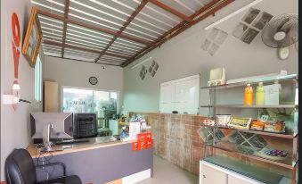 Rama 3 Sunrise Hostel