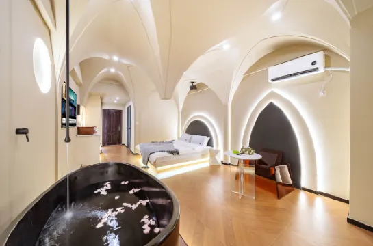 Shiguang Aesthetics Designer Homestay (Shenyang North Railway Station Branch)