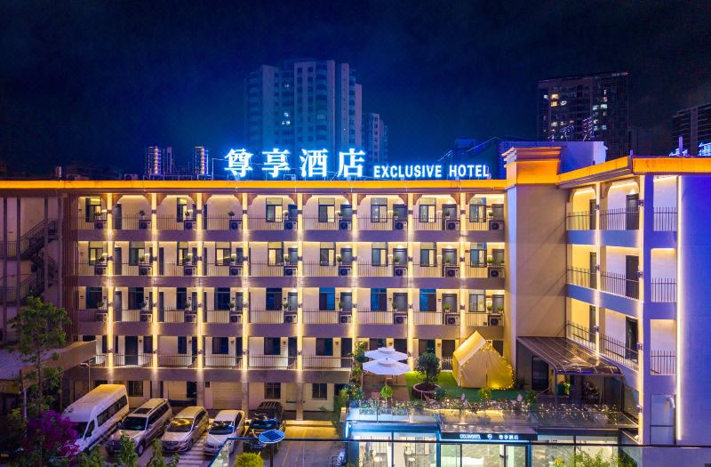 Exclusive Hotel