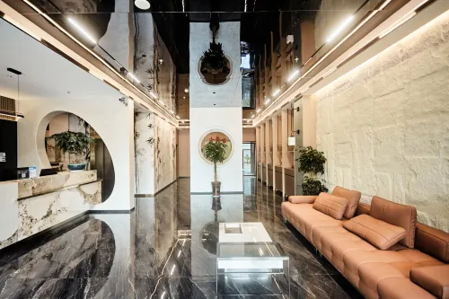 Sihong Yanjing Light Luxury Hotel (fuyuanjingdu)