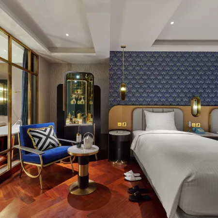 OKU Hotel Taichung Отели в г. Тайчжун
