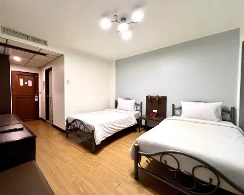 Intown Residence Отели рядом с достопримечательностью «Пирс Си-Пхрая»