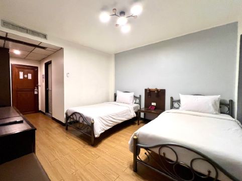 อินทาวน์ เรสซิเดนซ์