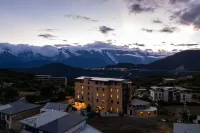 Yuanshan Meili Hotel (Wunongding) Отели рядом с достопримечательностью «Туманная сцена»