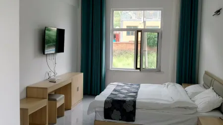 Youningsi Guolong Grand Hotel Отели в г. Хучжу-Туский автономный уезд