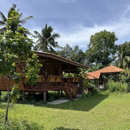 Om Garden North
