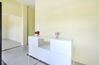 Super OYO 2509 Hotel Tebel 19 Hotel di Kecamatan Gedangan