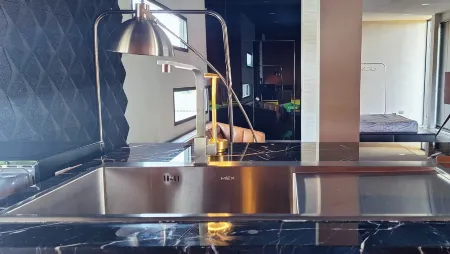 Lanmuanghouse Отели рядом с достопримечательностью «The Navel City Pillar of Chiang Rai»