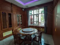 Hong Ye Yuan Tu Hotel