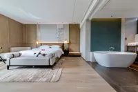 Xijin Puyin Yue Hotel (Langzhong Ancient City)