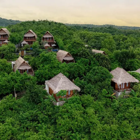BB Resort Villa and Spa Отели рядом с достопримечательностью «Пляж Келингкинг»