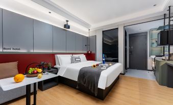 Guangzhou Pony Hotel (Jiangnanxi Fenghuang Xincun Subway Station)