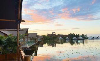 Wu Kuo Water Camping