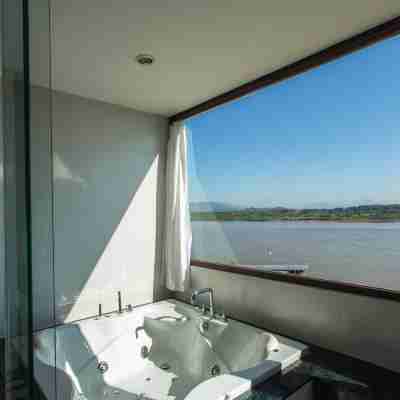 Siam Triangle Hotel Rooms