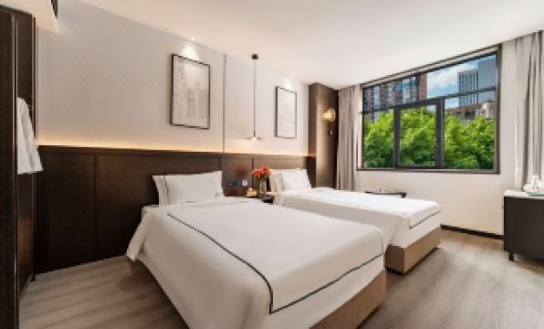 Chongqing Yaduoyijing Hotel (People's Hall Store)