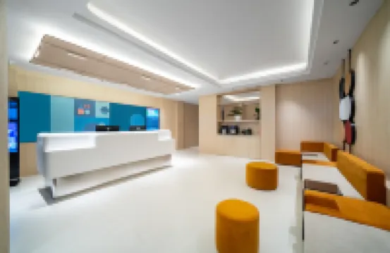 Home Inn (Anji Commercial and Trade Plaza Dipu Middle Road)