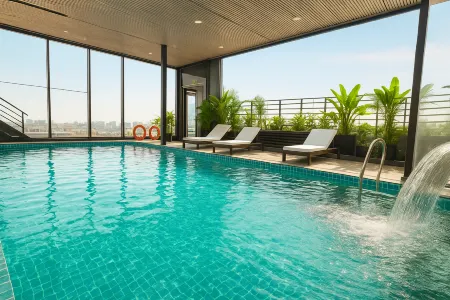 Splendid Secret Hotel Отели рядом с достопримечательностью «Hanoi Open University»