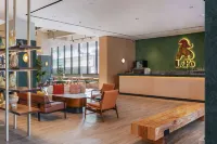 Azana Boutique Bandar Lampung Отели в г. 