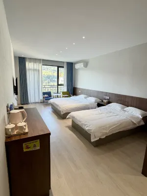 Zhongxing · Aerobic Forest Luxury Leisure Resort Homestay - Mountain View