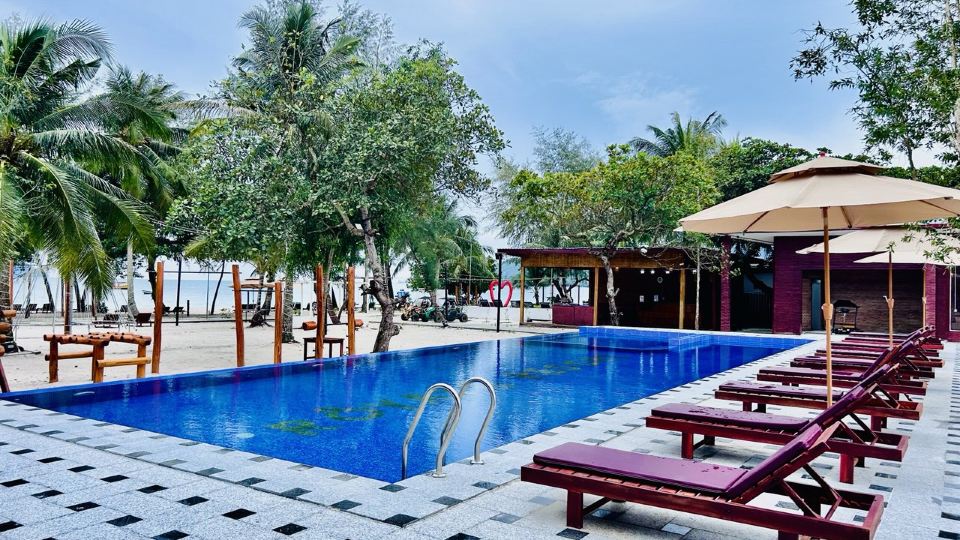 Royal C Beach Resort