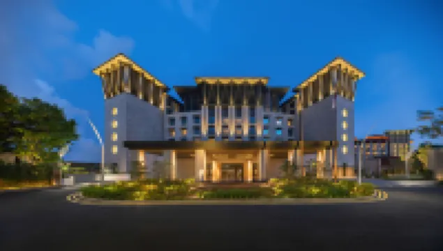 The Laurus, a Luxury Collection Resort, Singapore Hotels near Singapore Oceanarium