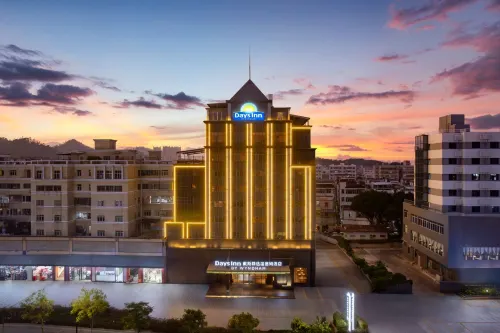 Days Inn by Wyndham (Zhuhai Qinglv North Road, Sun Yat‑sen University Branch) - Spa