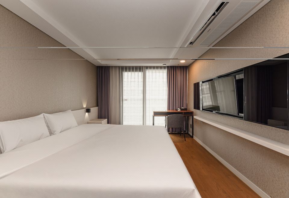 호텔 에어시티 제주 외관 및 객실