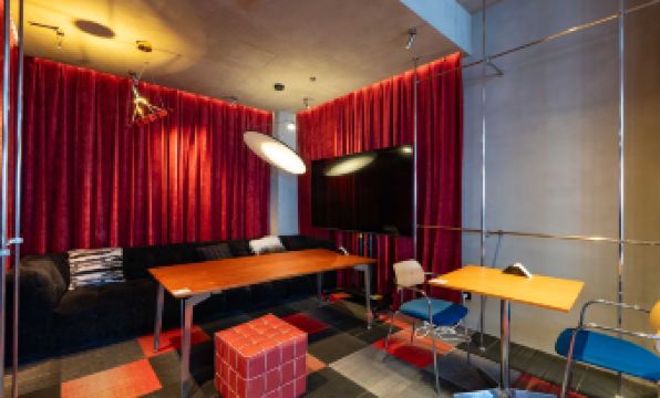 Yichuan Yue Bai Hotel