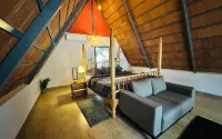 Oh - Bali Villa by Travent Mug