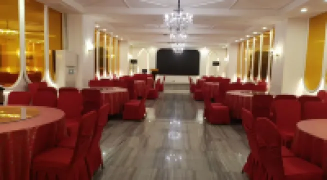 Dongda Holiday Hotel