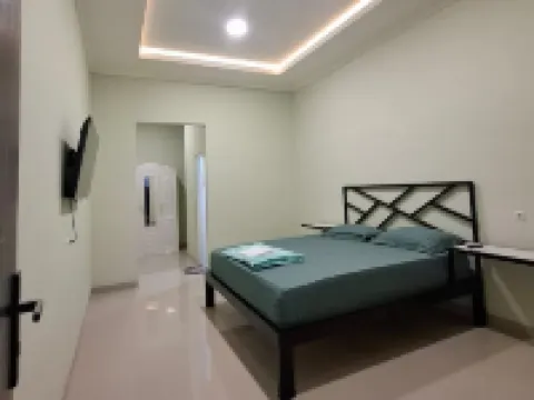 Sultan GuestHouse Hotels in Palu