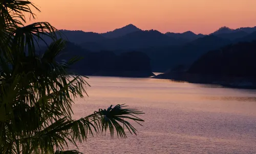 Warm Island Zhiya Art Hotel, Qiandao Lake