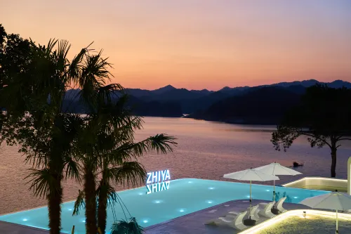 Warm Island Zhiya Art Hotel, Qiandao Lake - Bar