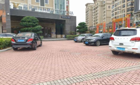 Jinjiang Tianhe Grand Hotel (Jinjing People's Government)